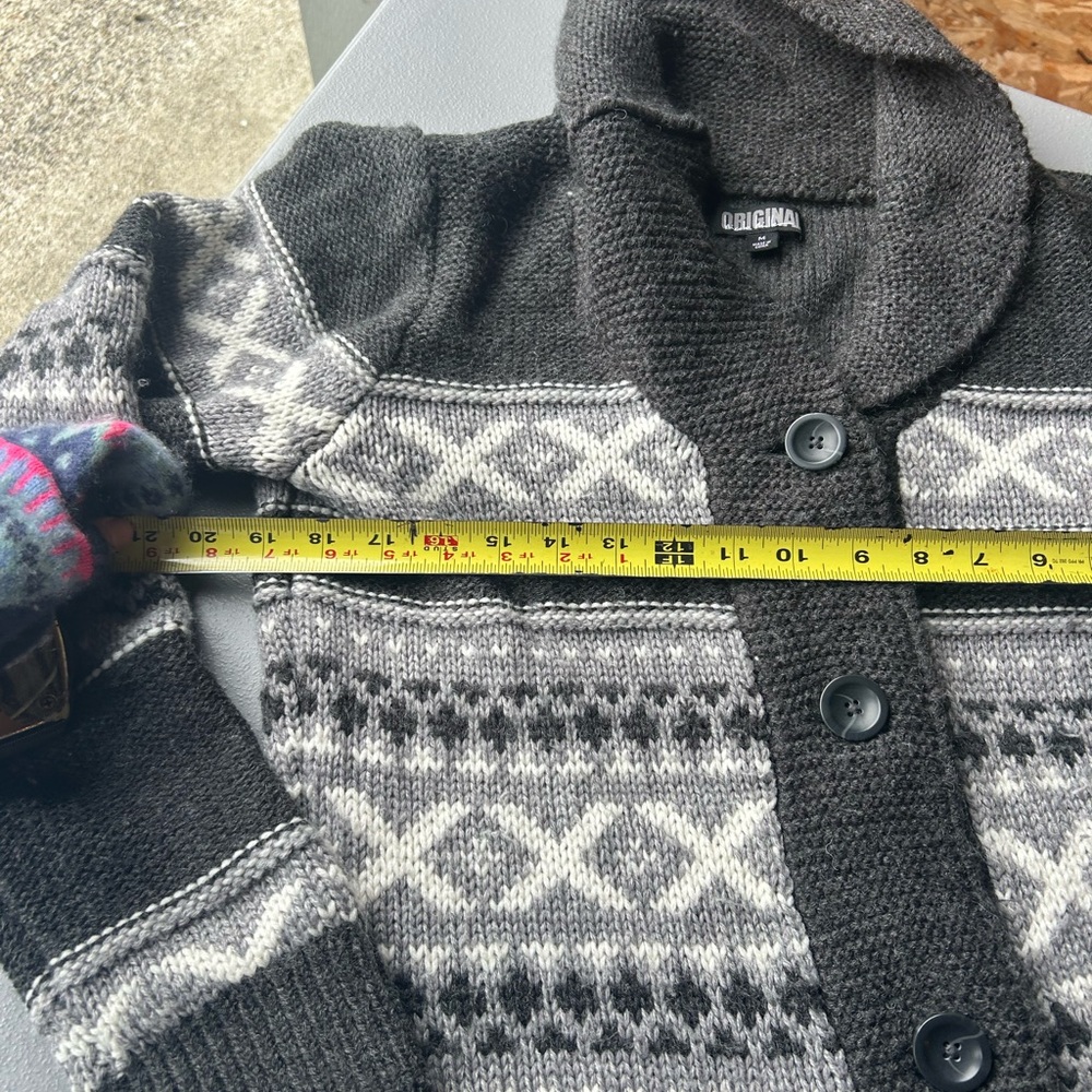 Chic Dark Gray and Light Gray Patterned Cardigan - image 6